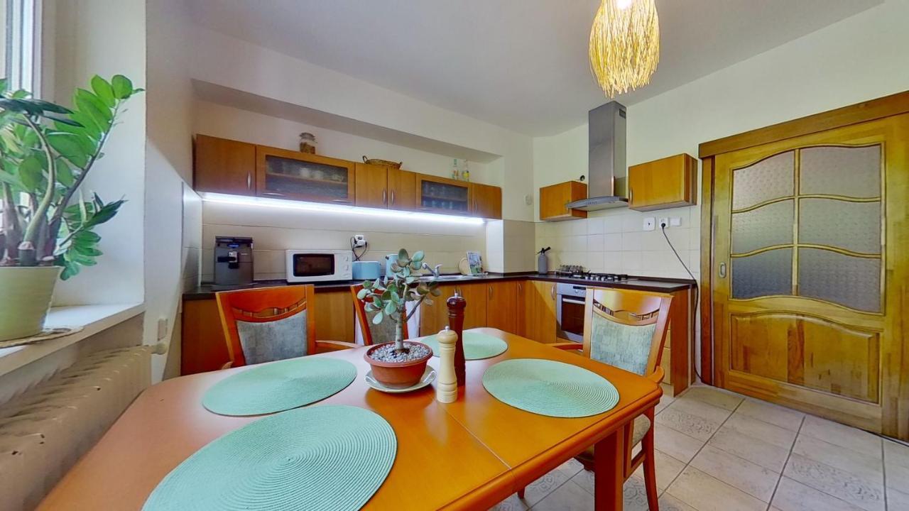 Ron De Mar & La Brisa Bed & Breakfast Pezinok Luaran gambar